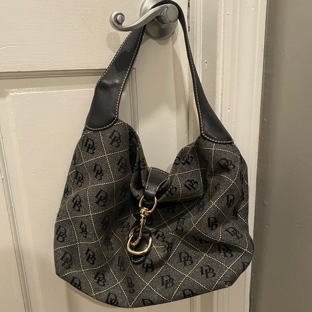 Dooney & Bourke Signature Hobo